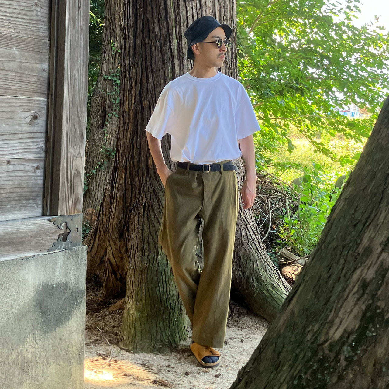 Tailored Japanese trousers with mid-century straight leg silhouette