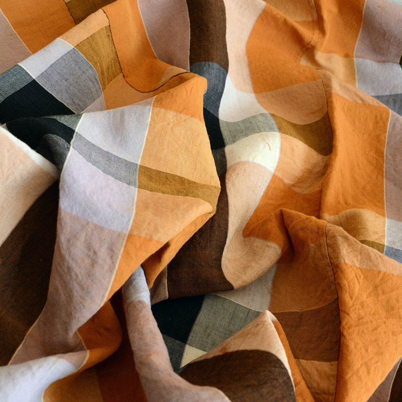 Six-panel futon fabric offering unique texture and charm