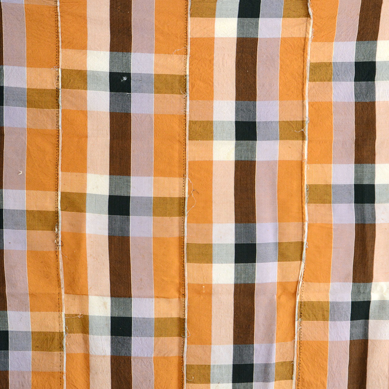 Japanese vintage fabric suitable for patchwork and sashiko