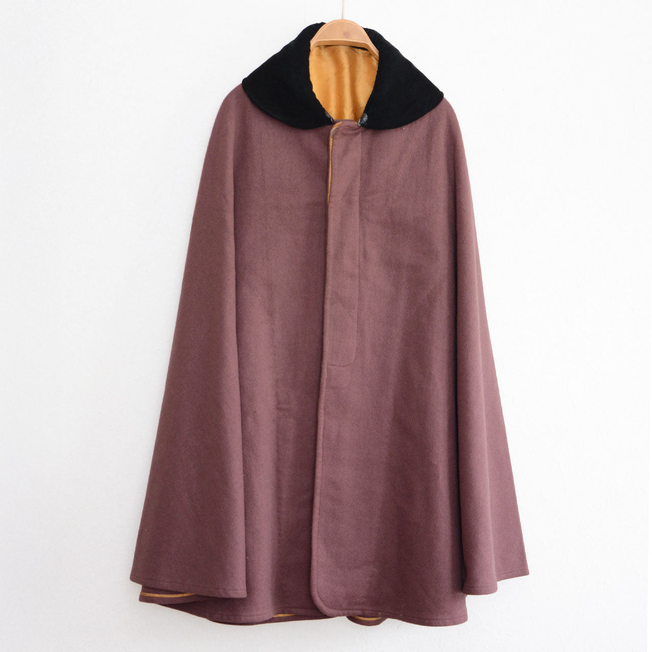 Japanese vintage Inverness coat from Taisho era, wool material