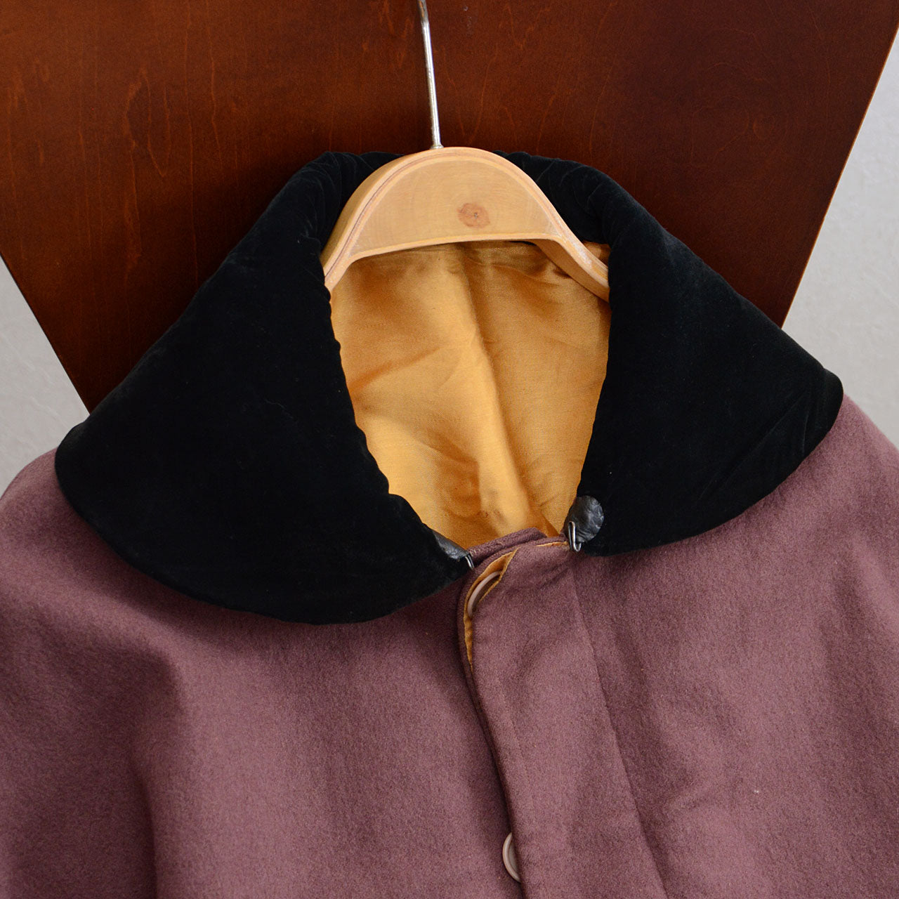 Antique Japanese Tonbi coat, elegant and mature color
