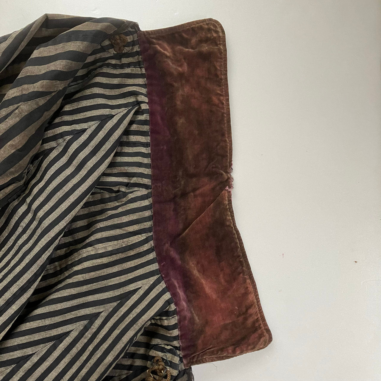 Japanese dochu-kappa travel cape, brown collar discoloration, century-old wear, Taisho to early Showa era, Japan vintage