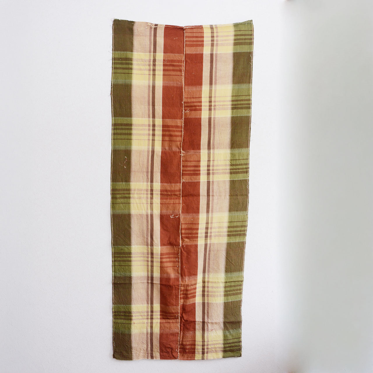Japanese vintage cotton fabric, rust red and olive green plaid, Showa era, unstitched futon textile, 68×168cm, reverse side