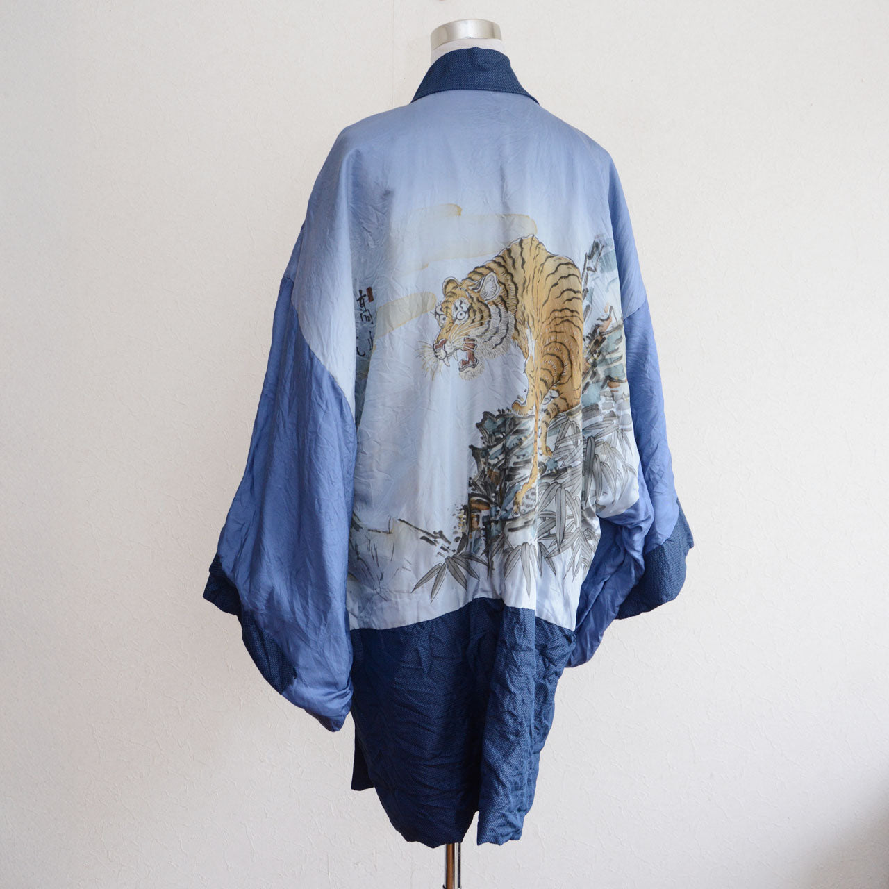 Japanese haori jacket featuring tiger motif inner textile