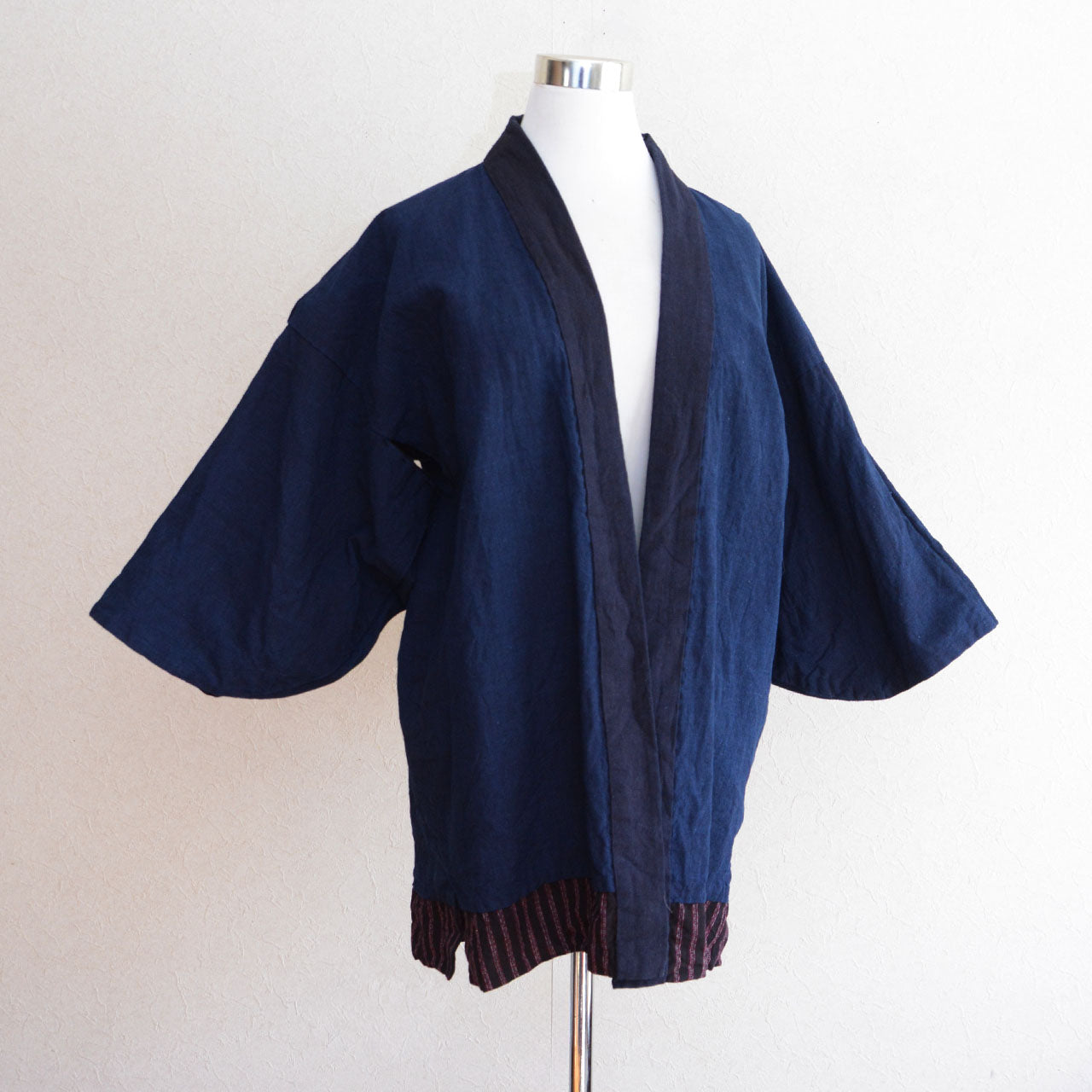 A vintage Japanese work garment made of cotton, reflecting everyday clothing culture from rural Japan.