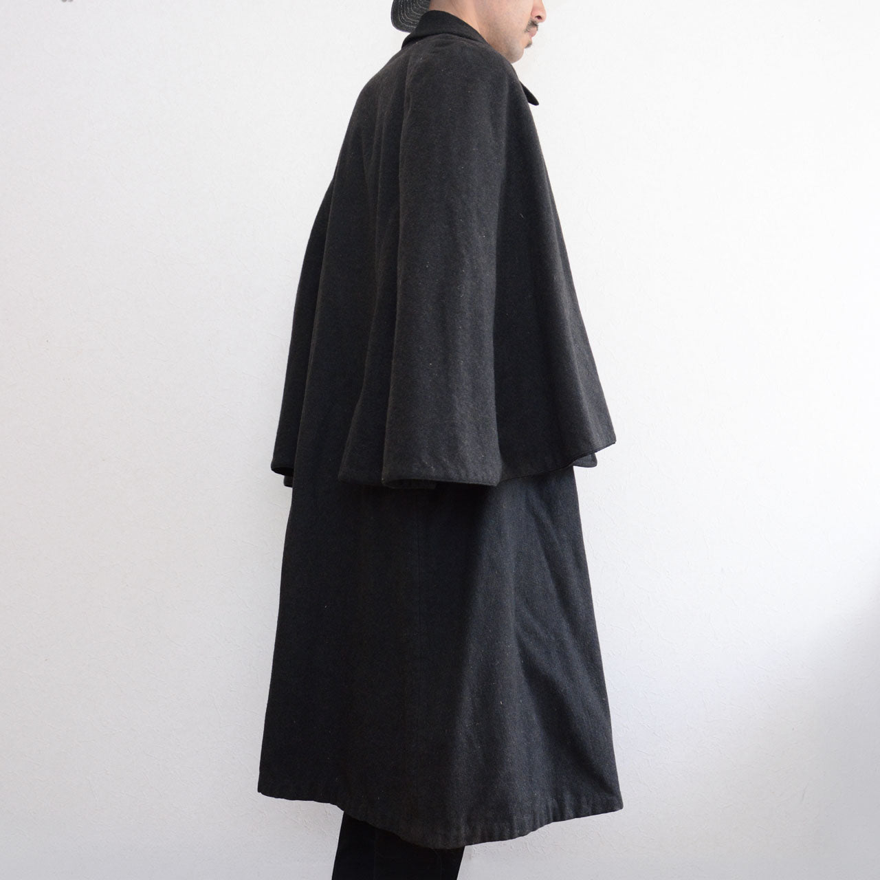Rare vintage Japanese tonbi, charcoal grey wool, cape coat, Taisho Showa, one of a kind