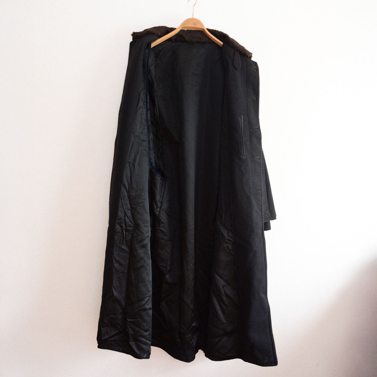 Early 20th century Japanese outerwear reinterpretation of the classic Inverness coat