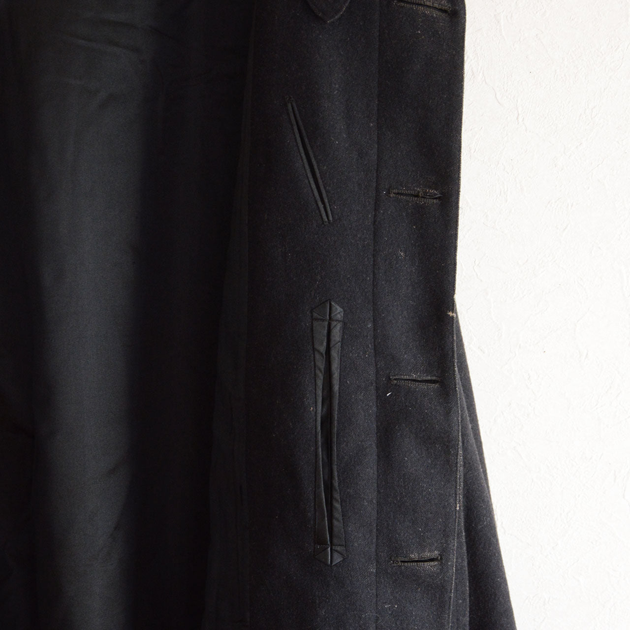 Japanese vintage cape coat once worn by wealthy gentlemen during the 1920s–1930s