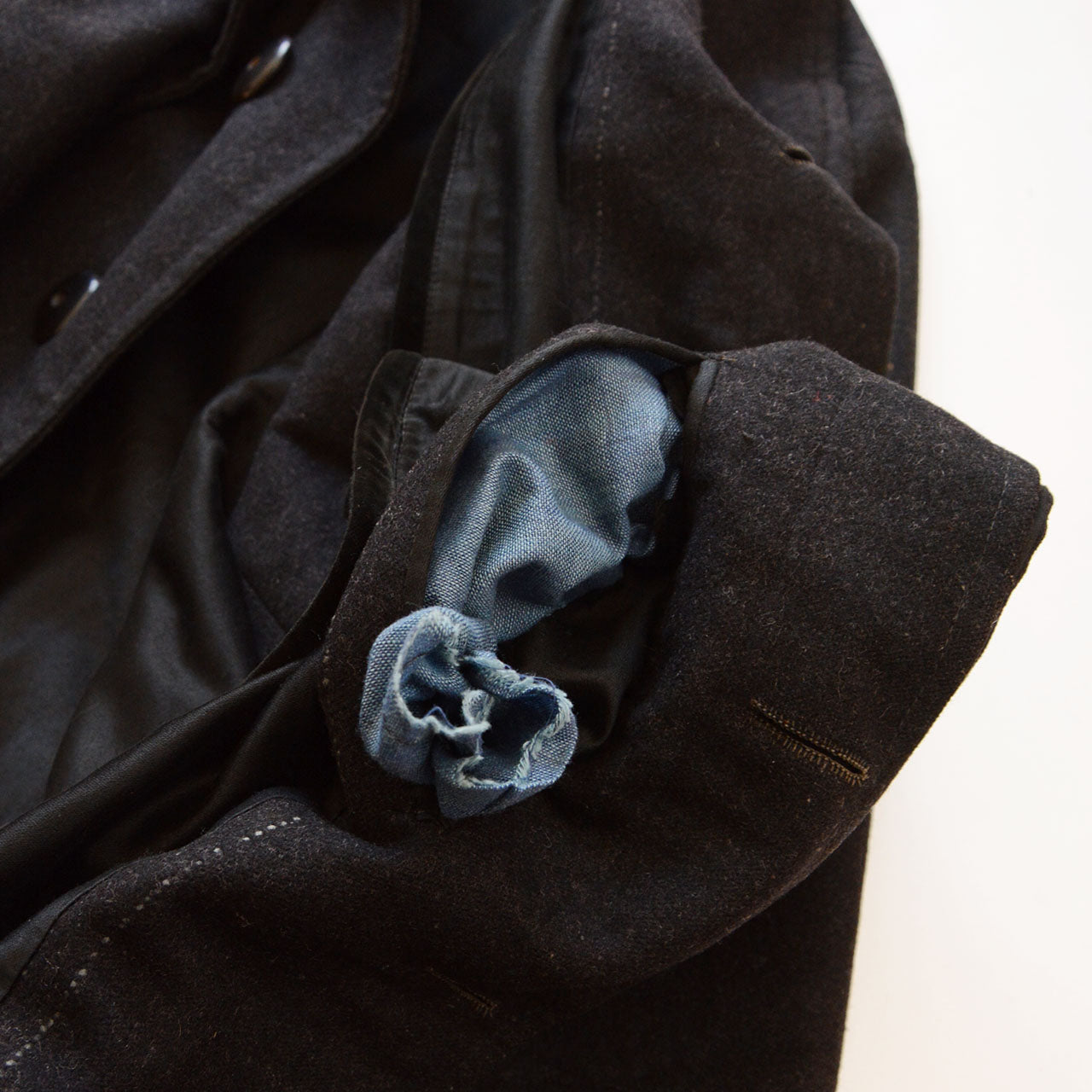 Japanese vintage tonbi coat, near-black charcoal wool, no fur collar, double cape silhouette, early Showa era
