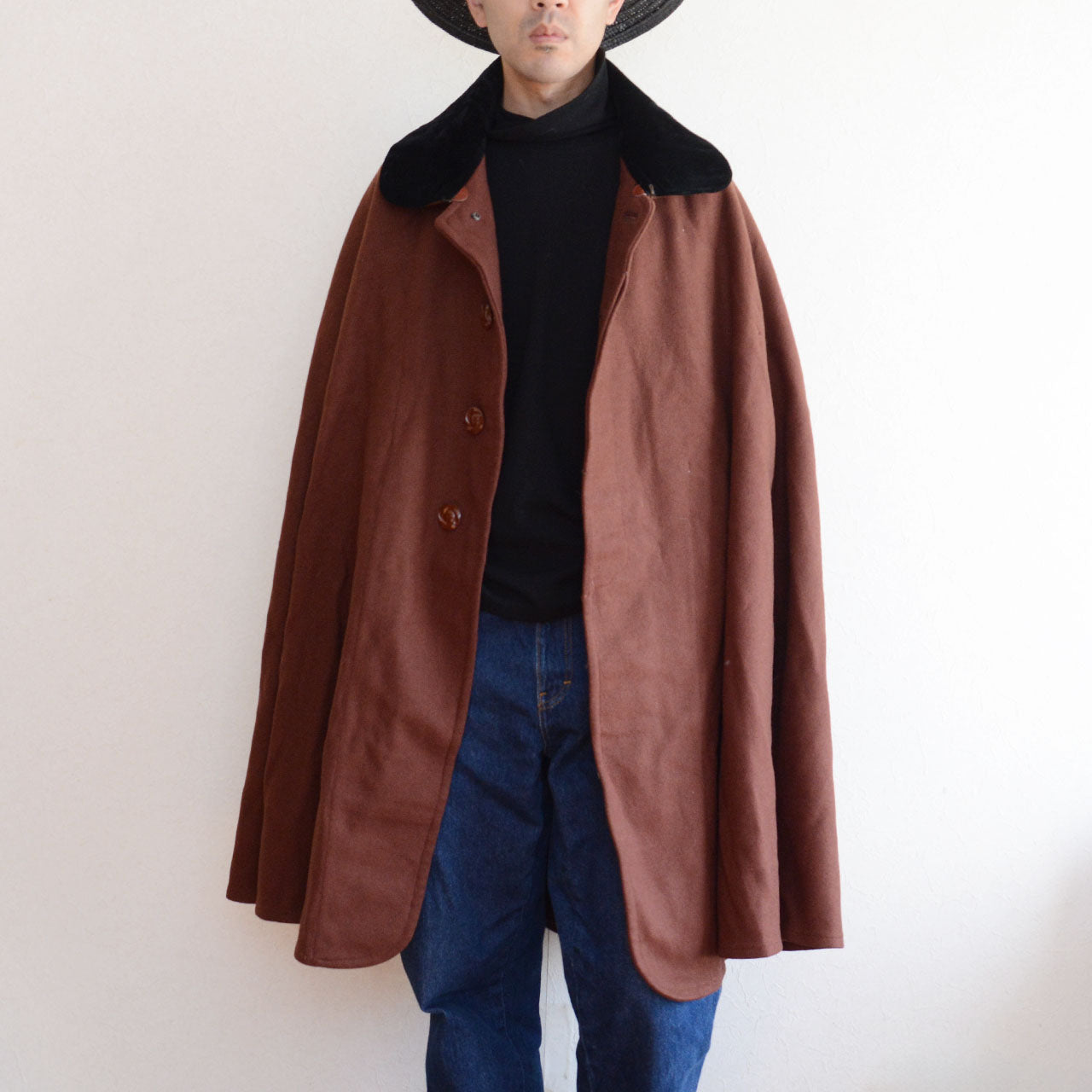 Classic Japanese wool cape evoking Taisho to early Showa romantic sensibility