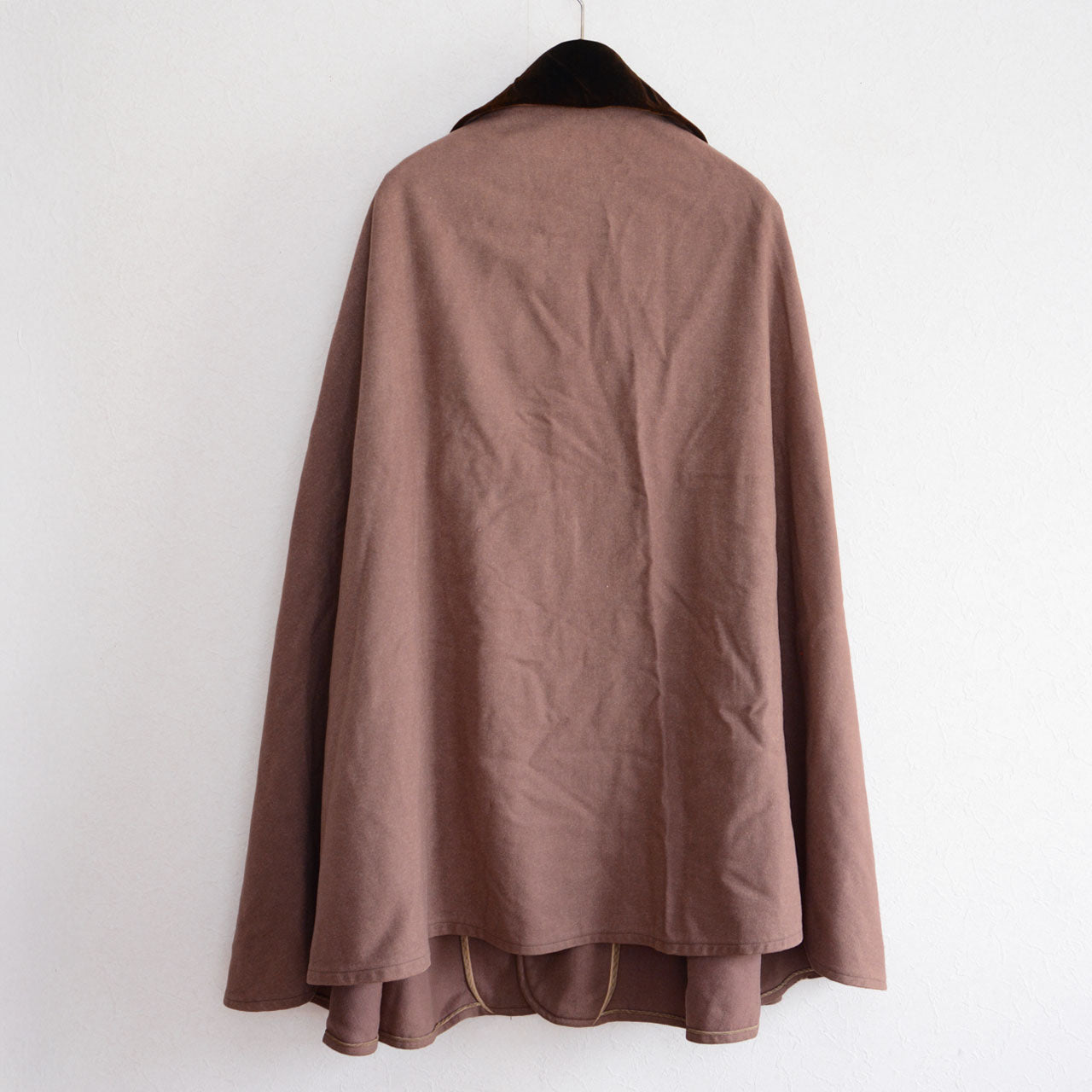 Mid-century Japanese wool cloak suitable for modern fashion styling
