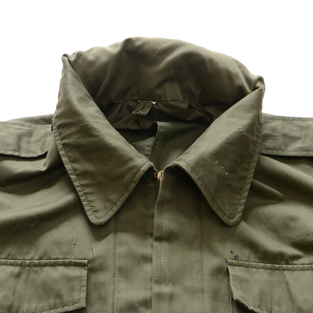 Foldable hood concealed in collar of JGSDF jacket