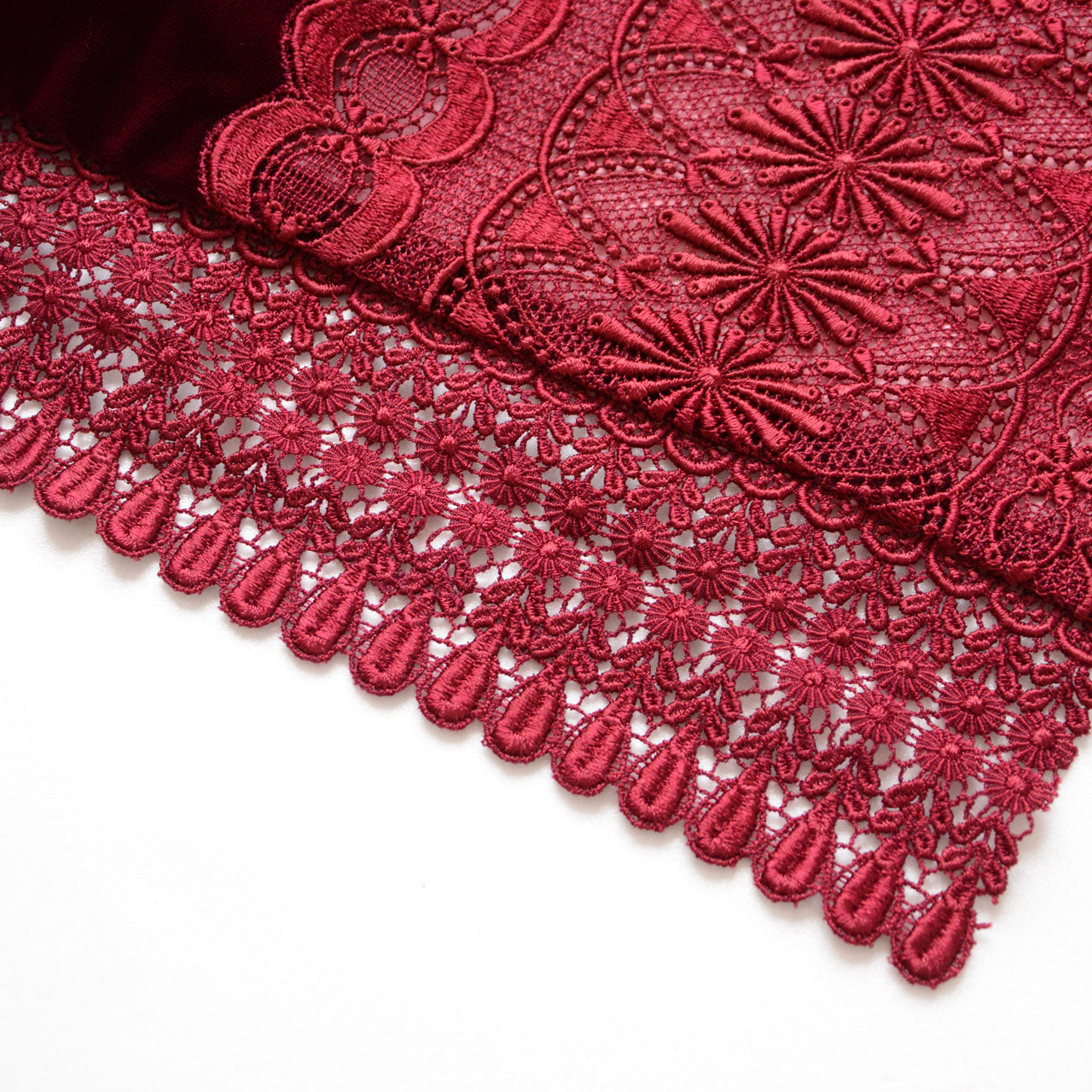 Soft and lightweight Japanese kimono shawl with subtle sheen