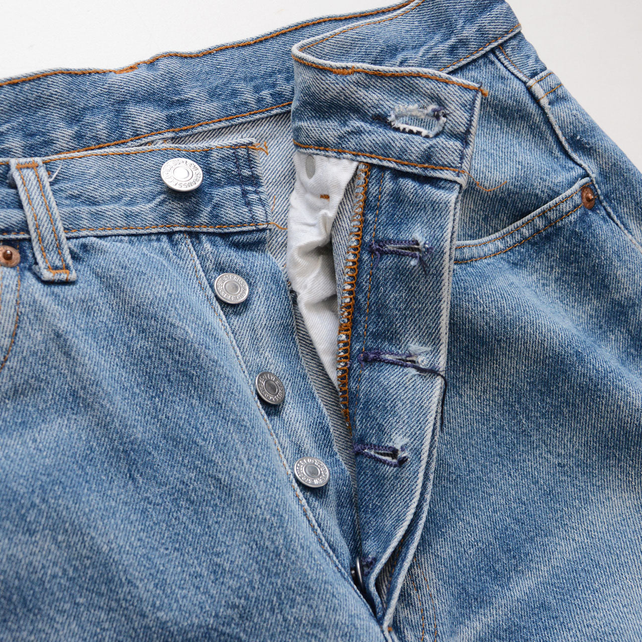 1980s Levi's 501 denim, indigo blue, Valencia Street factory, 555 stamp