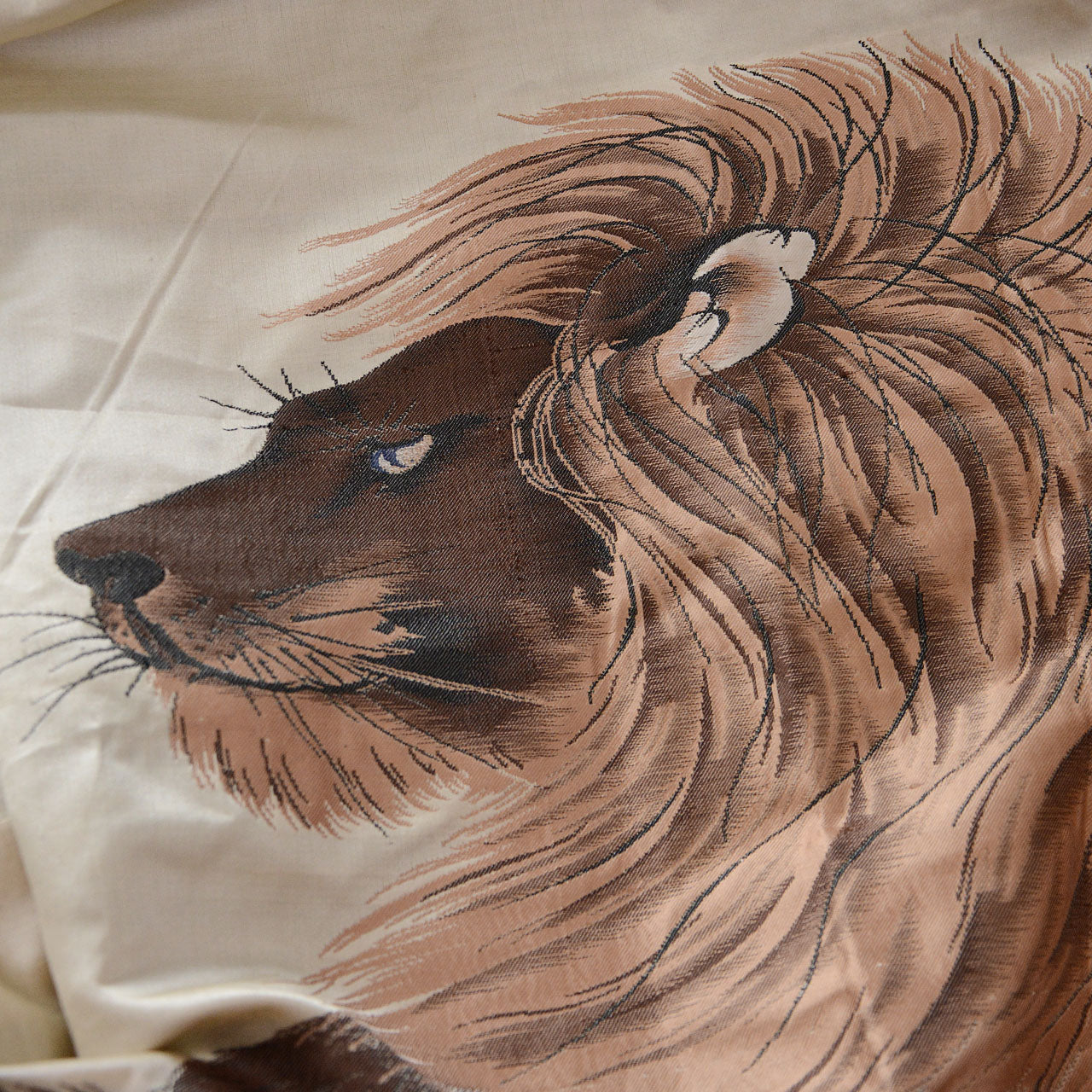 Prewar Japan Haori with Unique Lion Artwork