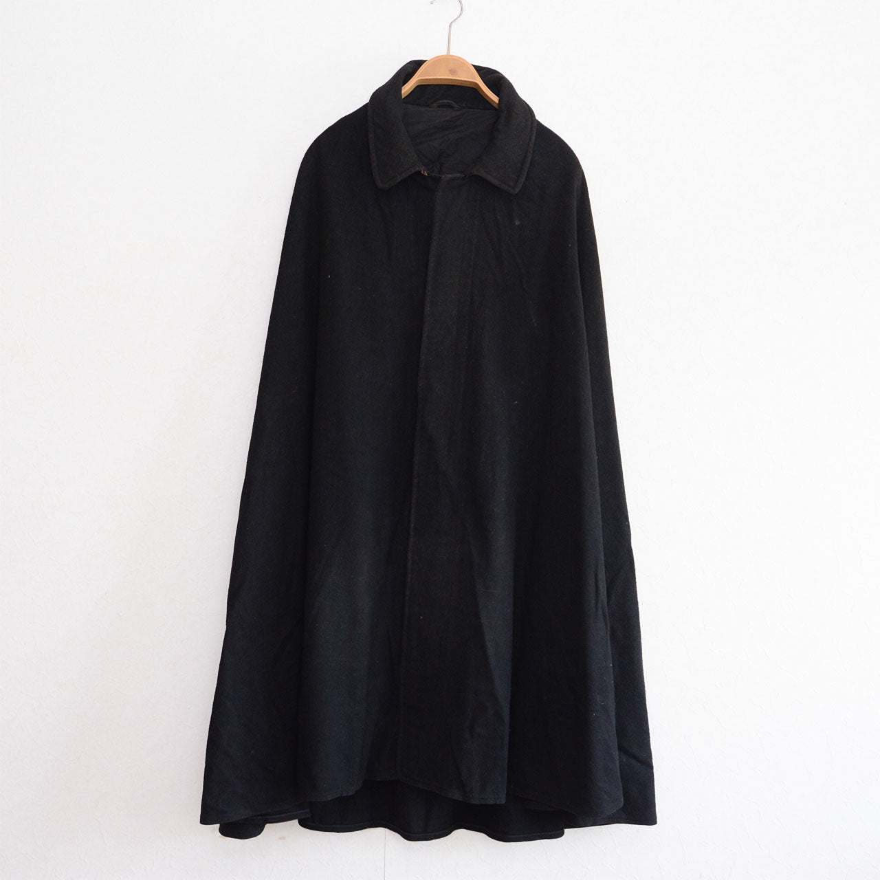 Taisho to early Showa Japanese black wool mantle with wide collar