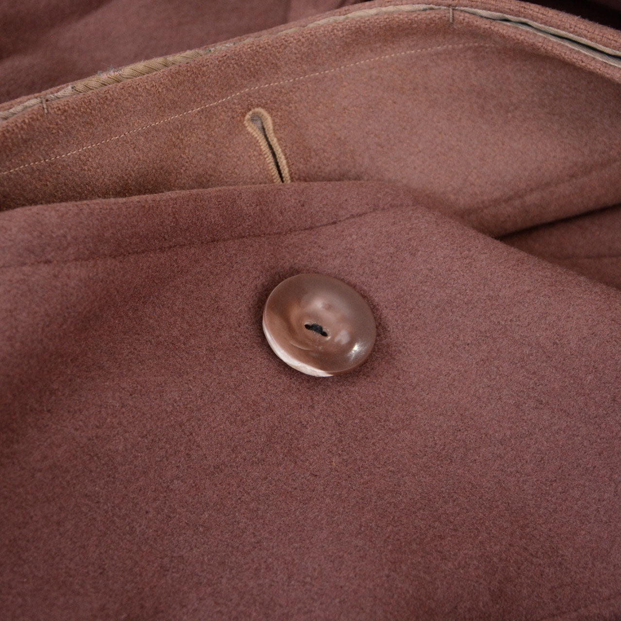 Timeless Japanese vintage wool mantle