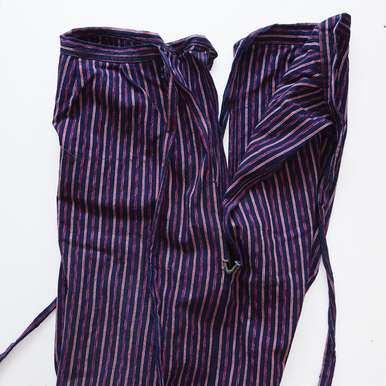 Side slit between front and back panel, cotton stripe navy and burgundy, vintage Japanese monpe pants