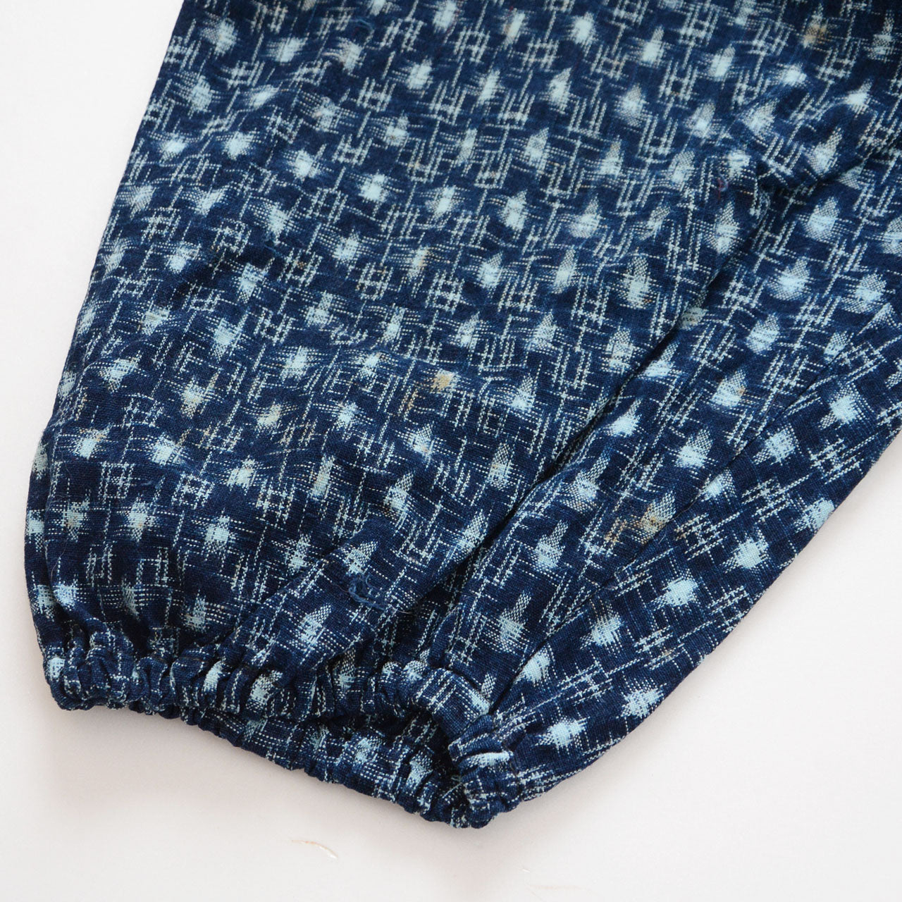 hem detail, monpe-pants-indigo-kasuri-cotton-tohoku-japan-vintage