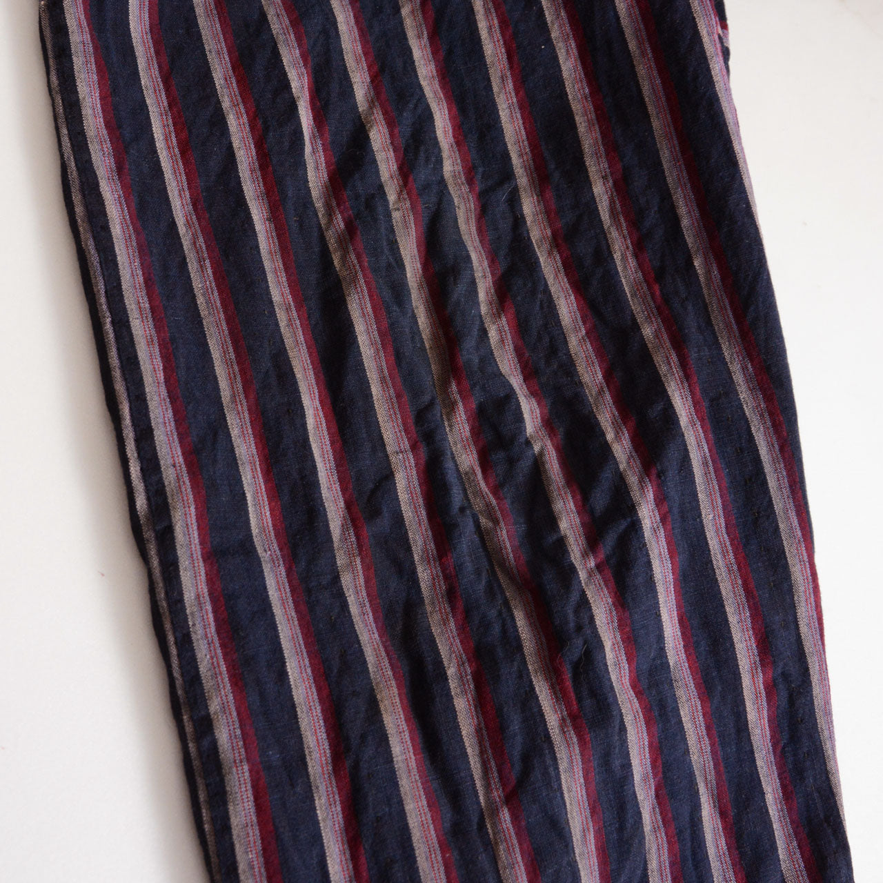 Lightweight Japanese cotton pants with a relaxed silhouette and traditional design heritage.