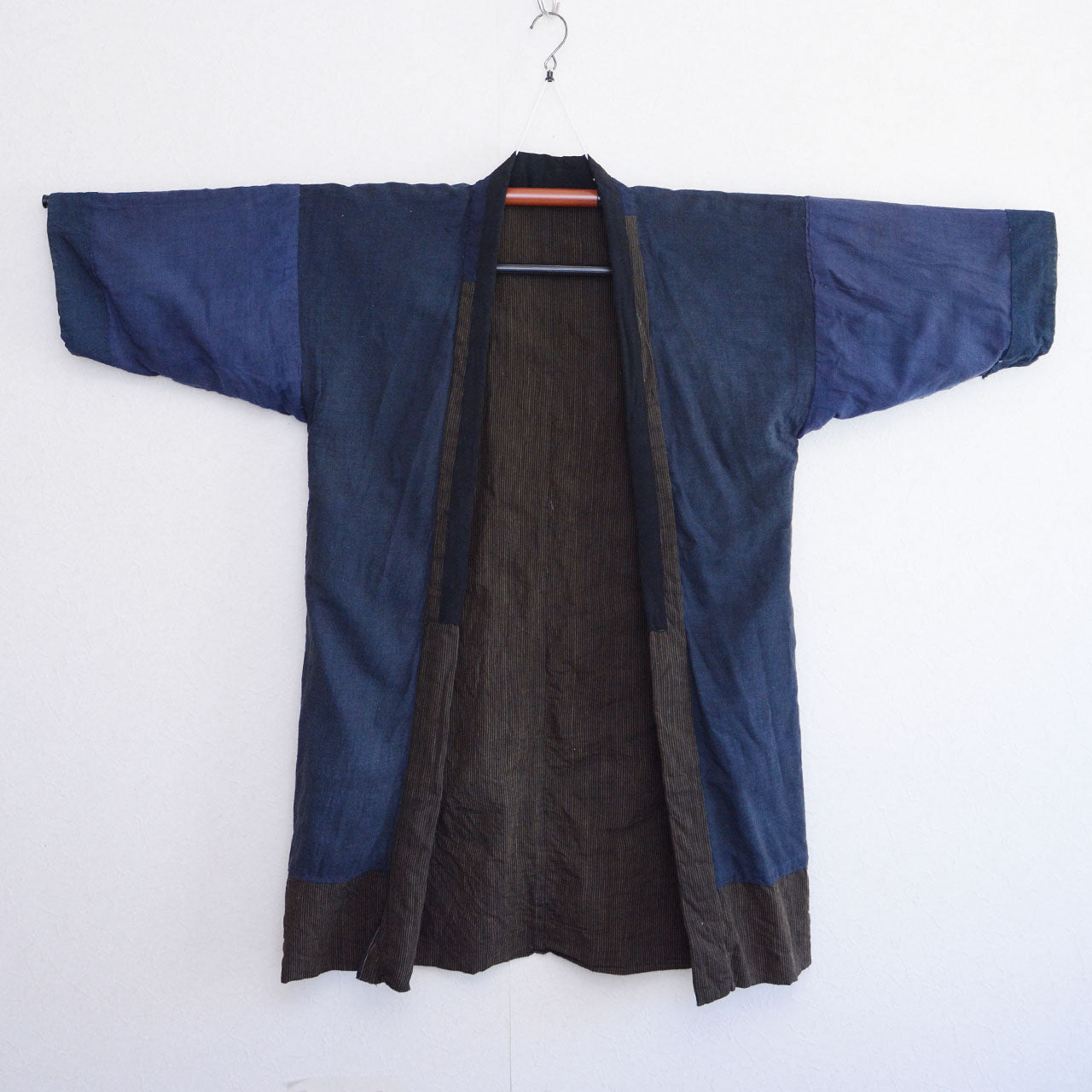 Boro noragi jacket, indigo-dyed cotton outer, striped cotton crazy pattern lining, open front, pre-WWII Japan vintage, Tohoku