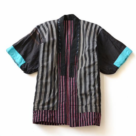 Vintage Japanese noragi jacket in cotton, mid-Showa era, crazy pattern patchwork lining, indigo kasuri collar, Japan vintage