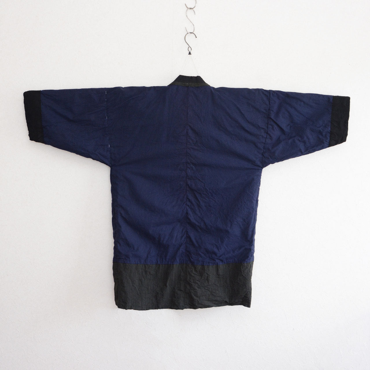 Japan vintage cotton Noragi jacket with relaxed fit and functional workwear details