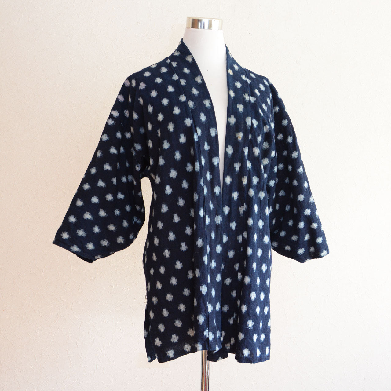Vintage Japanese indigo-dyed Noragi with Yukinko Kasuri pattern.