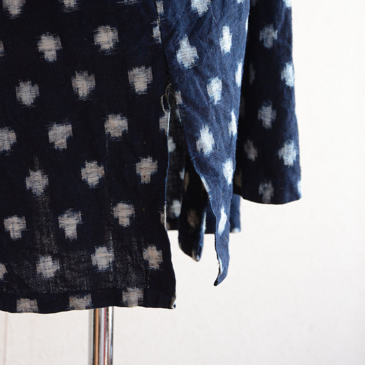 Indigo-dyed cotton jacket featuring Yukinko Kasuri.