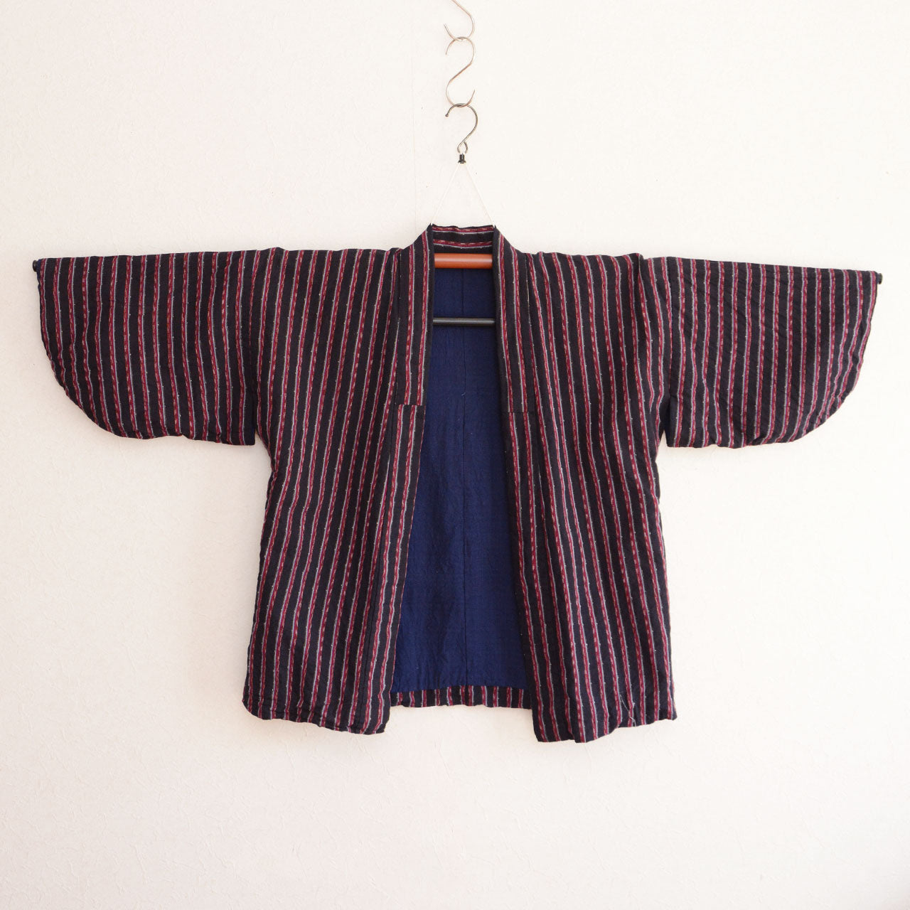 A Japanese noragi with indigo-dyed plain cotton lining