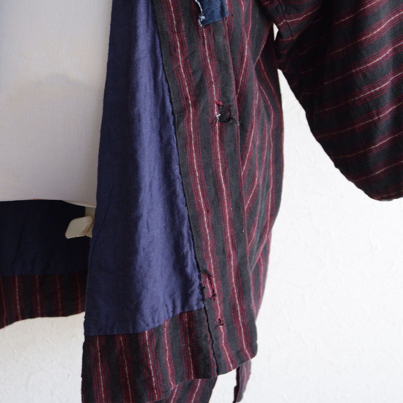 Japan vintage Noragi striped cotton textile with indigo dyed collar