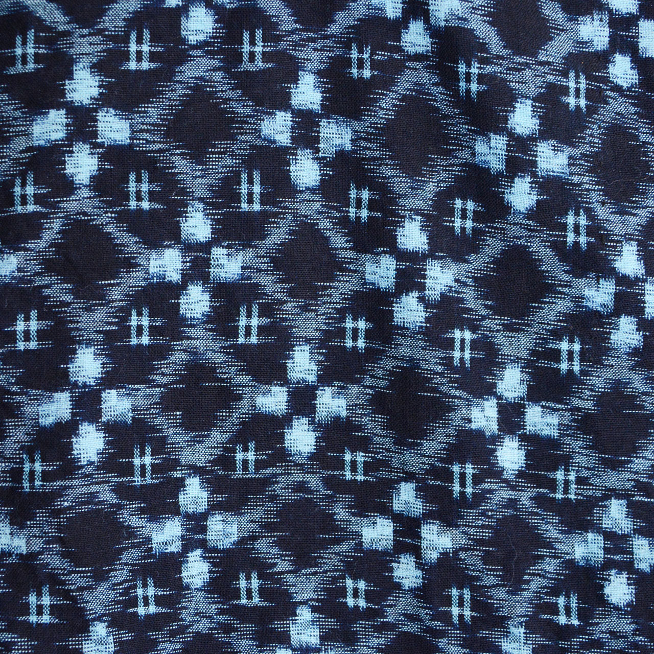 Japanese vintage noragi with igeta kasuri pattern in indigo cotton, mid-20th century