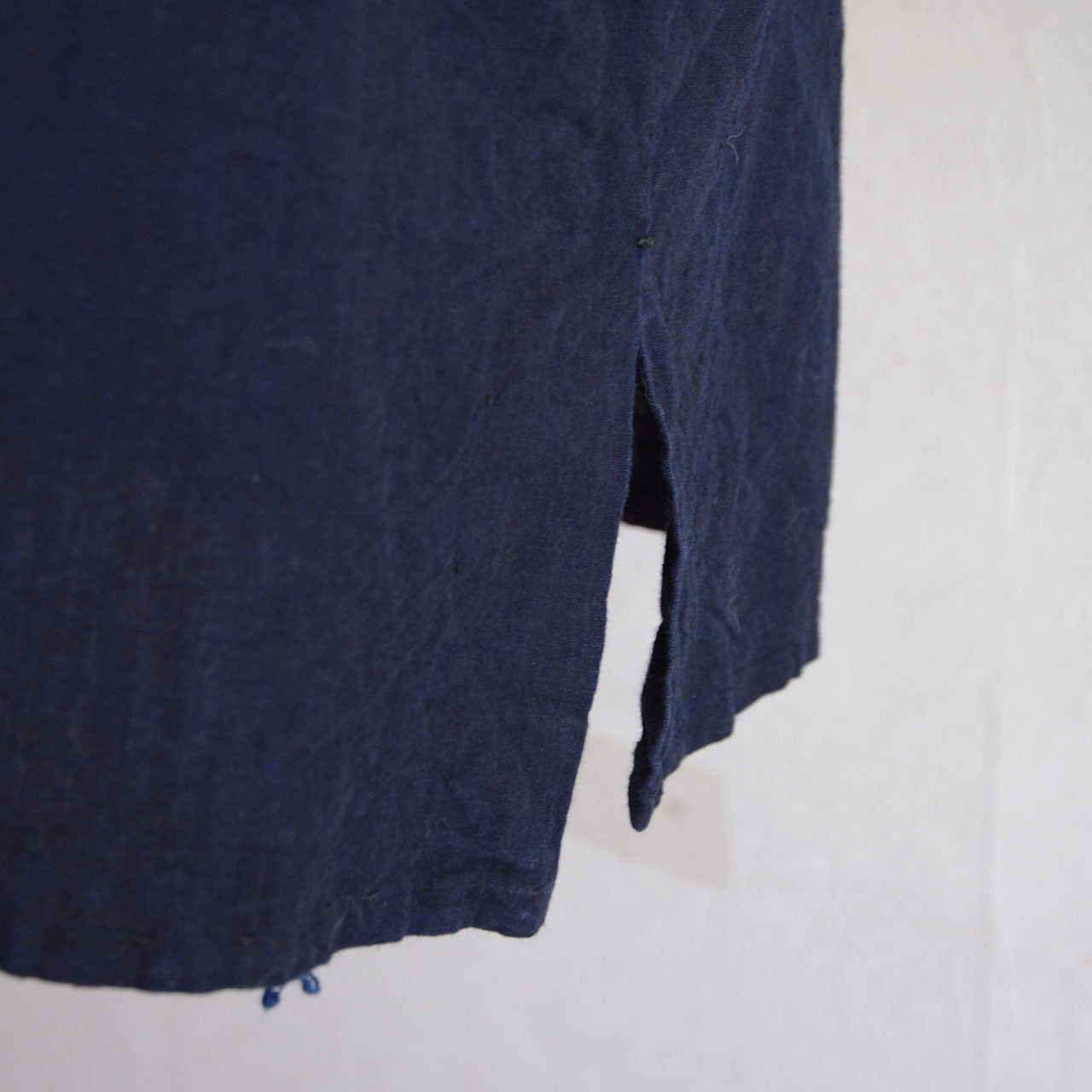 A plain cotton noragi dyed with indigo, associated with Japanese vintage clothing.