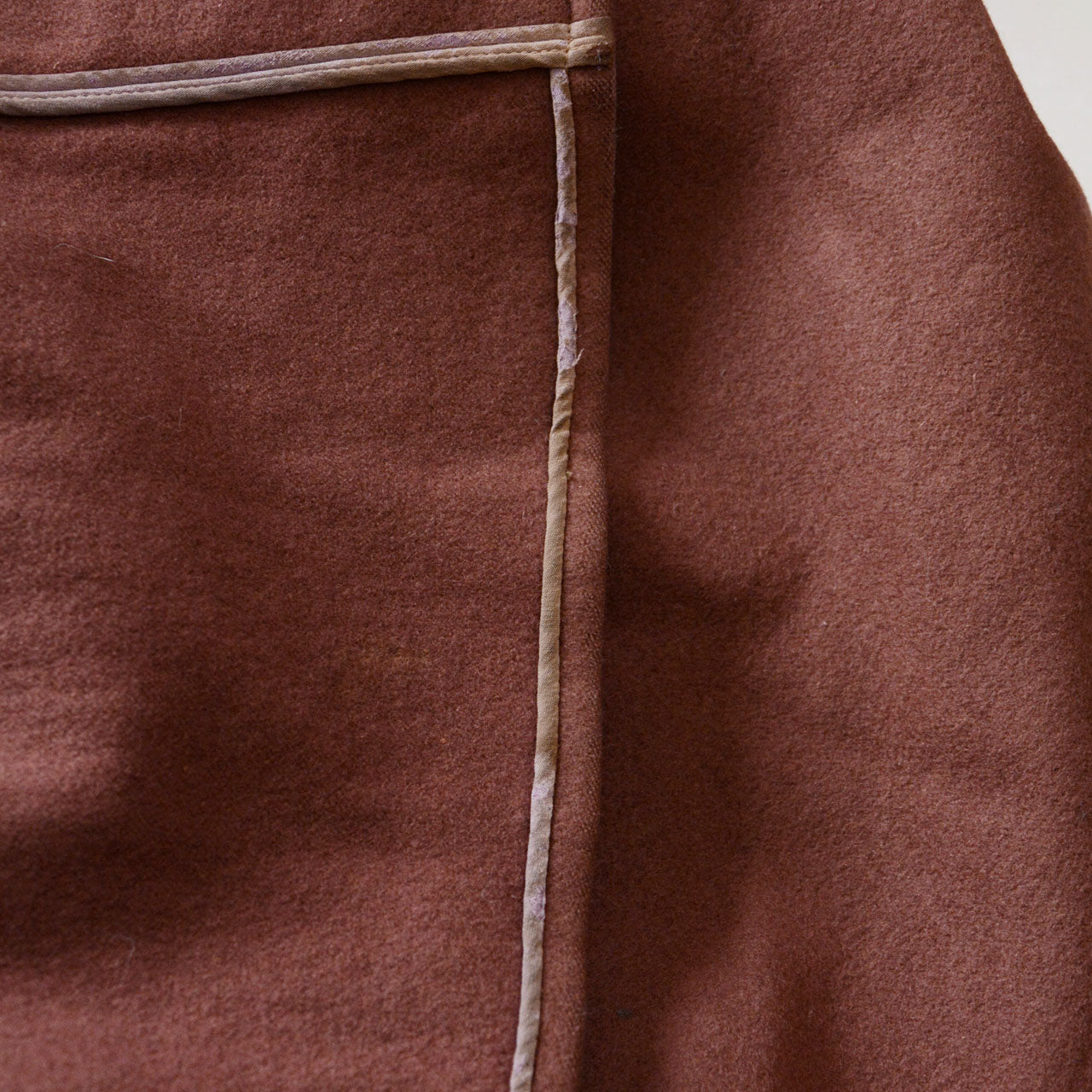 Mid-Showa Japanese mantle outerwear suitable for layered styling.