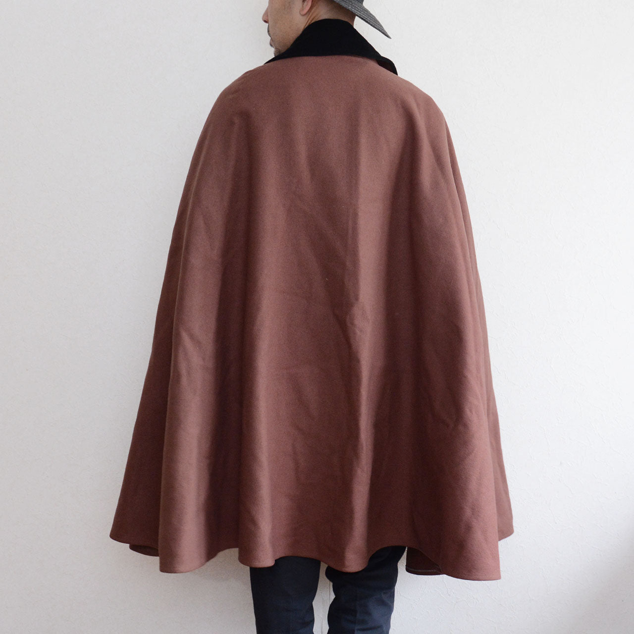 Mid-Showa wool mantle outerwear preserved as a wearable archive piece.