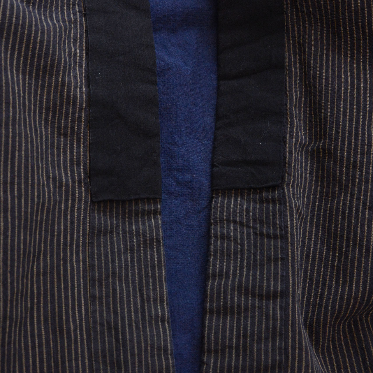 Men’s noragi jacket ideal for layering and casual use