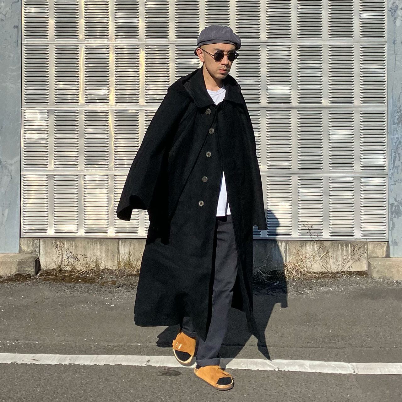 Full-length model wearing black wool tonbi mantle, Taisho–Early Showa Japan vintage, front and side silhouette