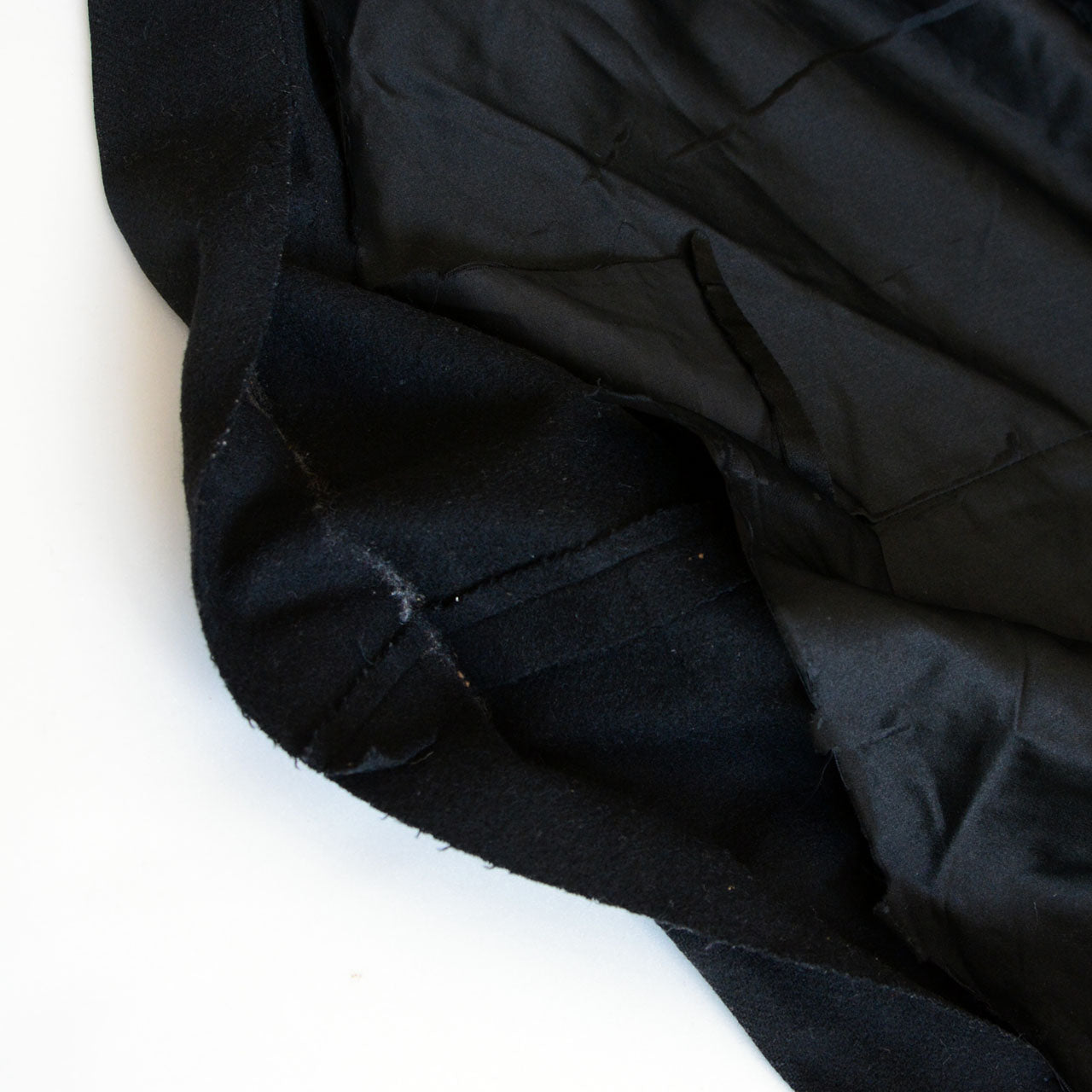 Minimalist Japanese mantle showcasing refined drape and structure