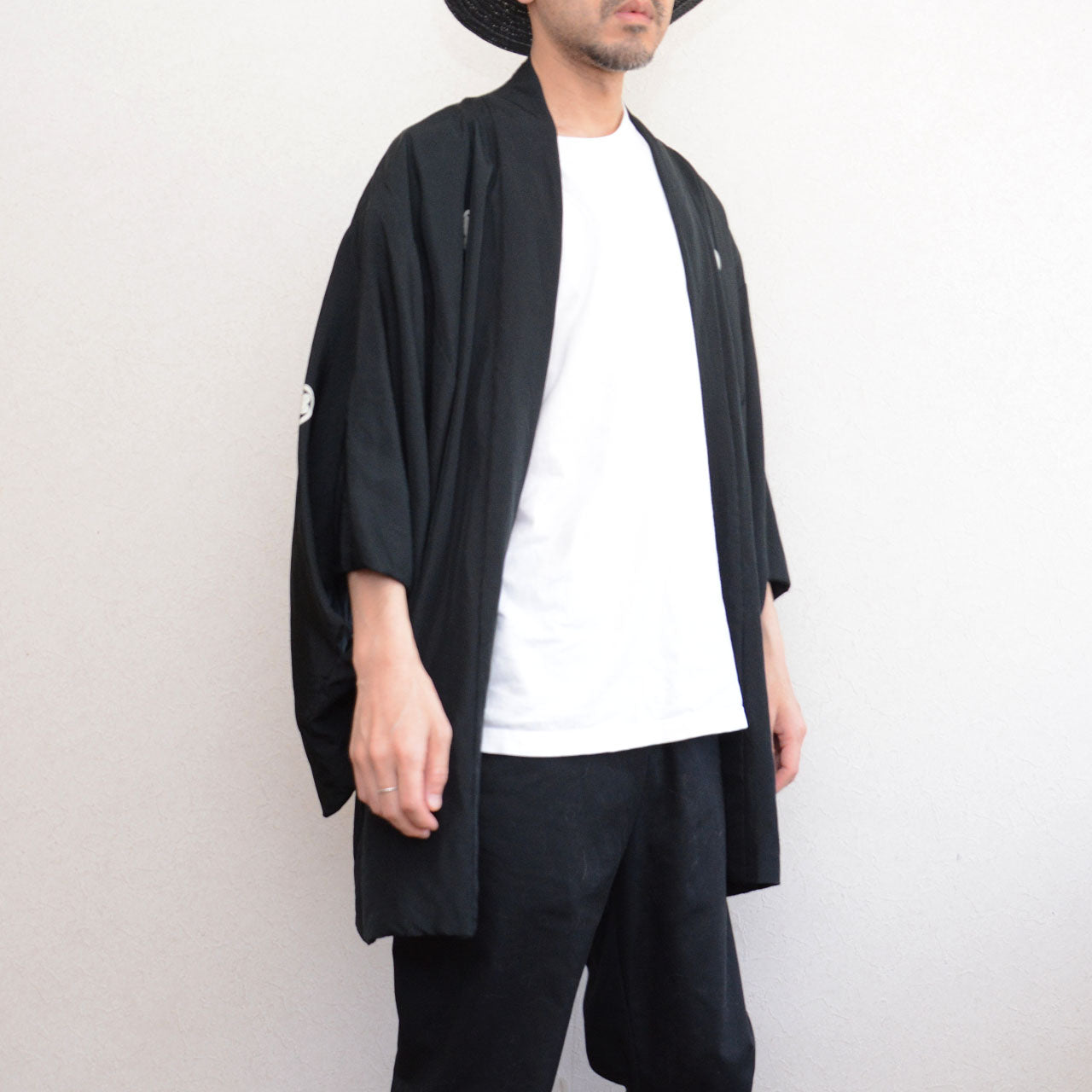 Vintage Japanese Haori Jacket — Black Silk, Five-Crest Montsuki, Iro-Ura Lining, Showa Era
