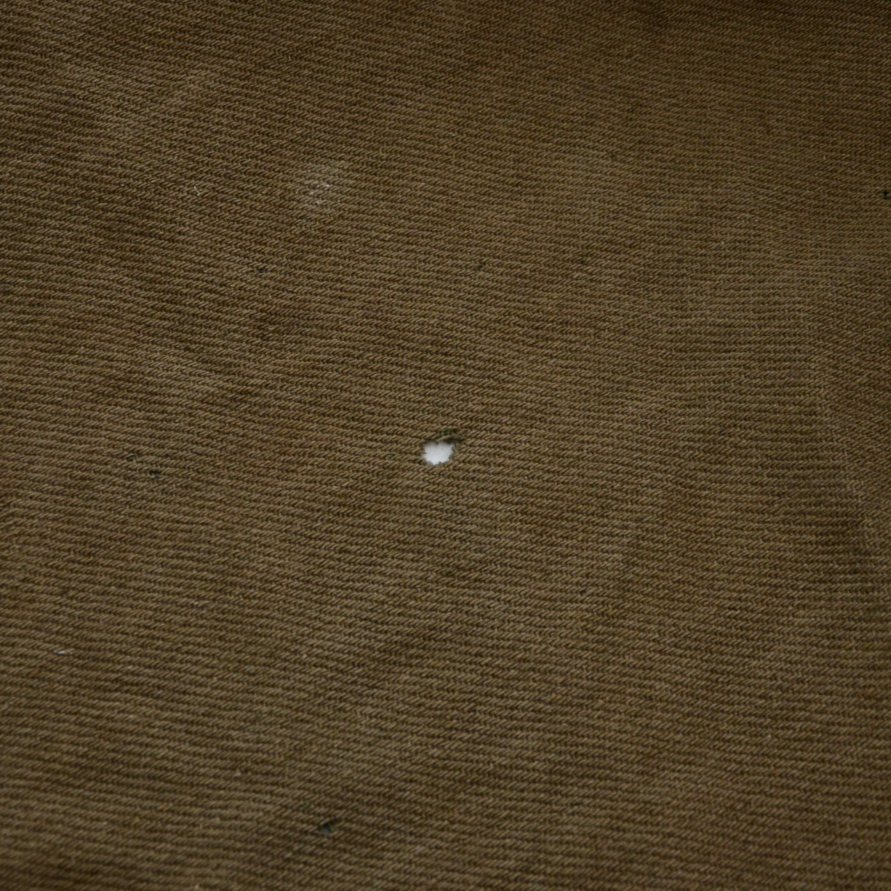 Lightweight yet thick Japanese wool mantle