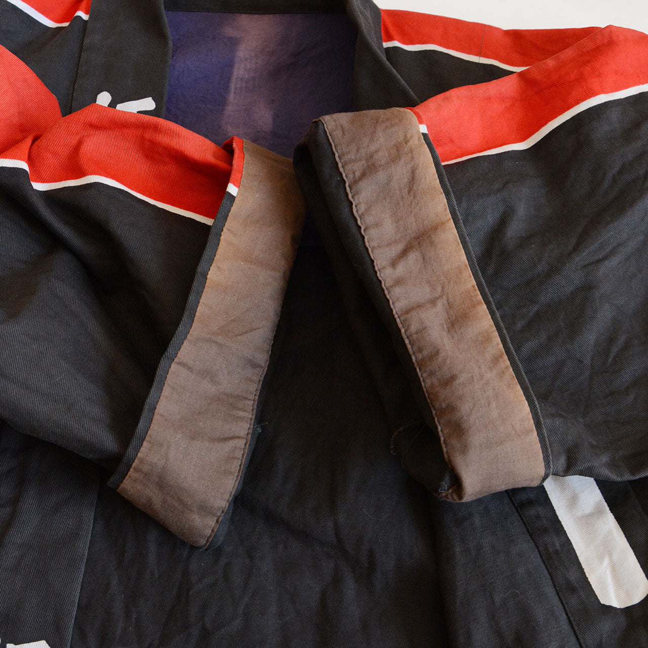 Vintage Japanese retro coat for fashion layering