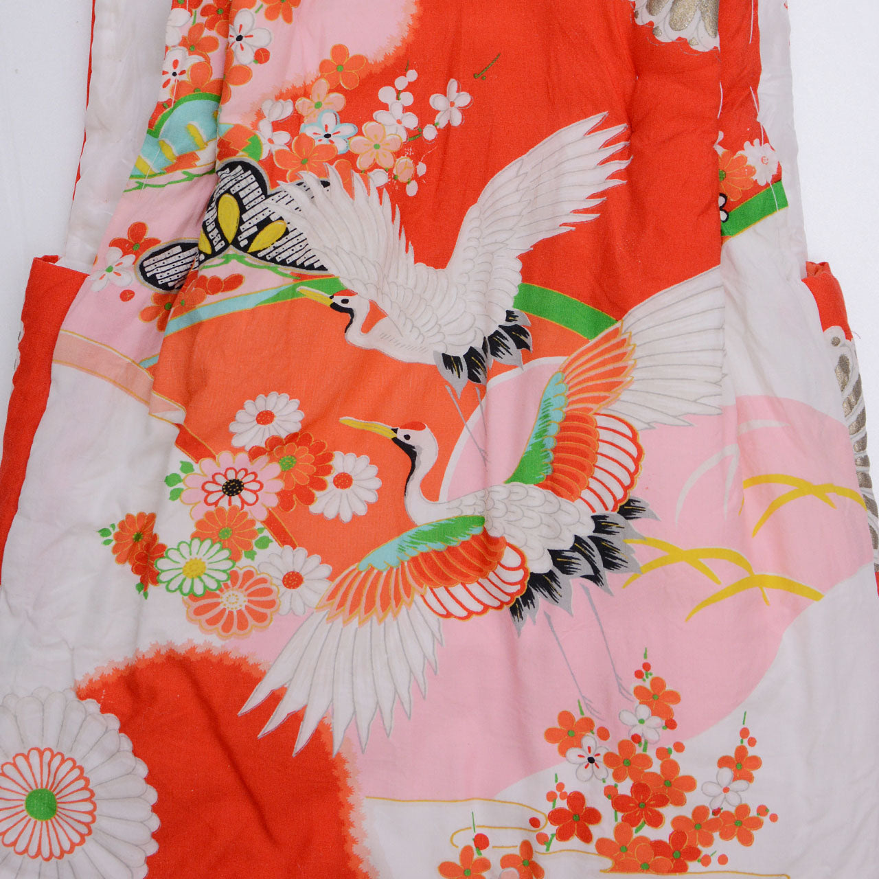 Japan Vintage children's hanten vest, sleeveless, cotton outer with auspicious pattern, padded, Showa period, red and pink multicolor