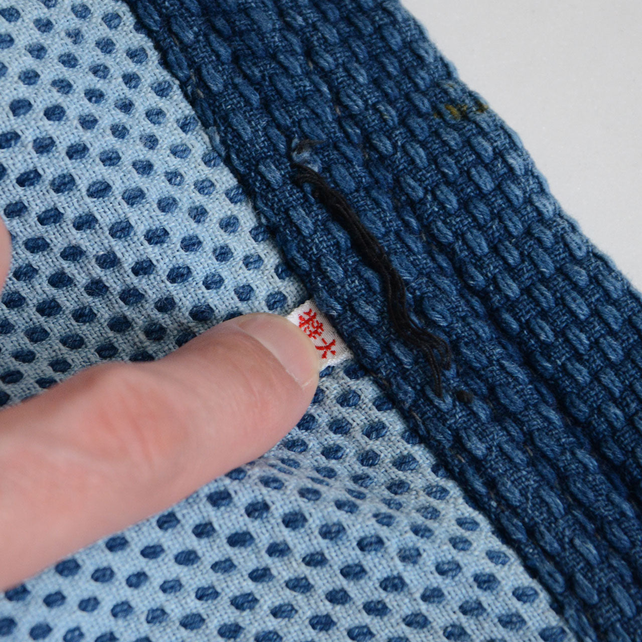 Kendo gi uwagi reflecting traditional Japanese dyeing and construction