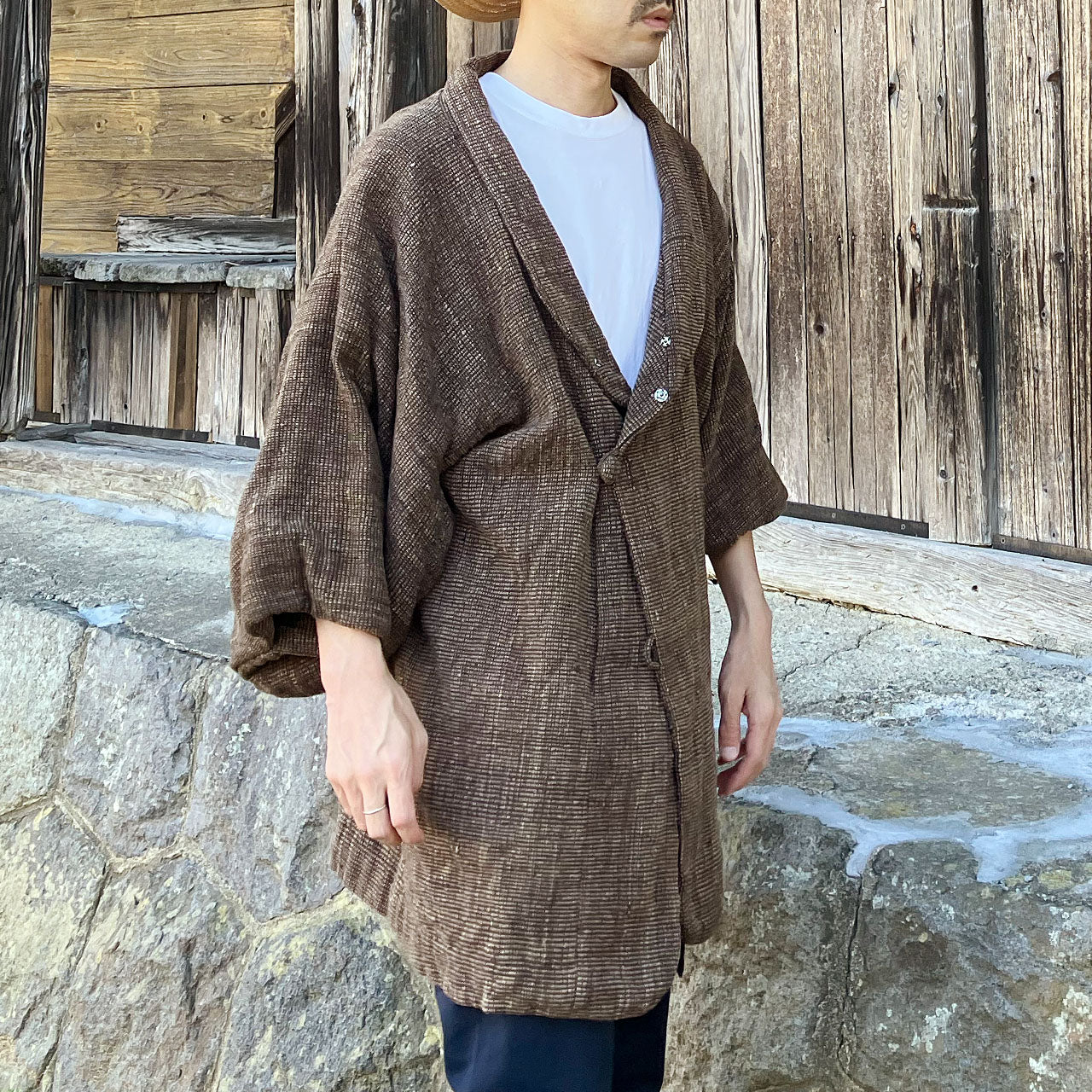 Japan vintage kimono coat with simple silhouette
