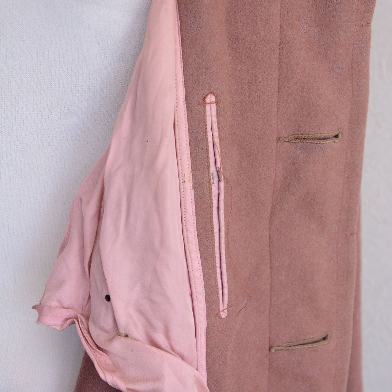 Vintage Japanese wool cloak, mauve wool fabric, velvet collar, Showa retro style, Japan vintage outerwear