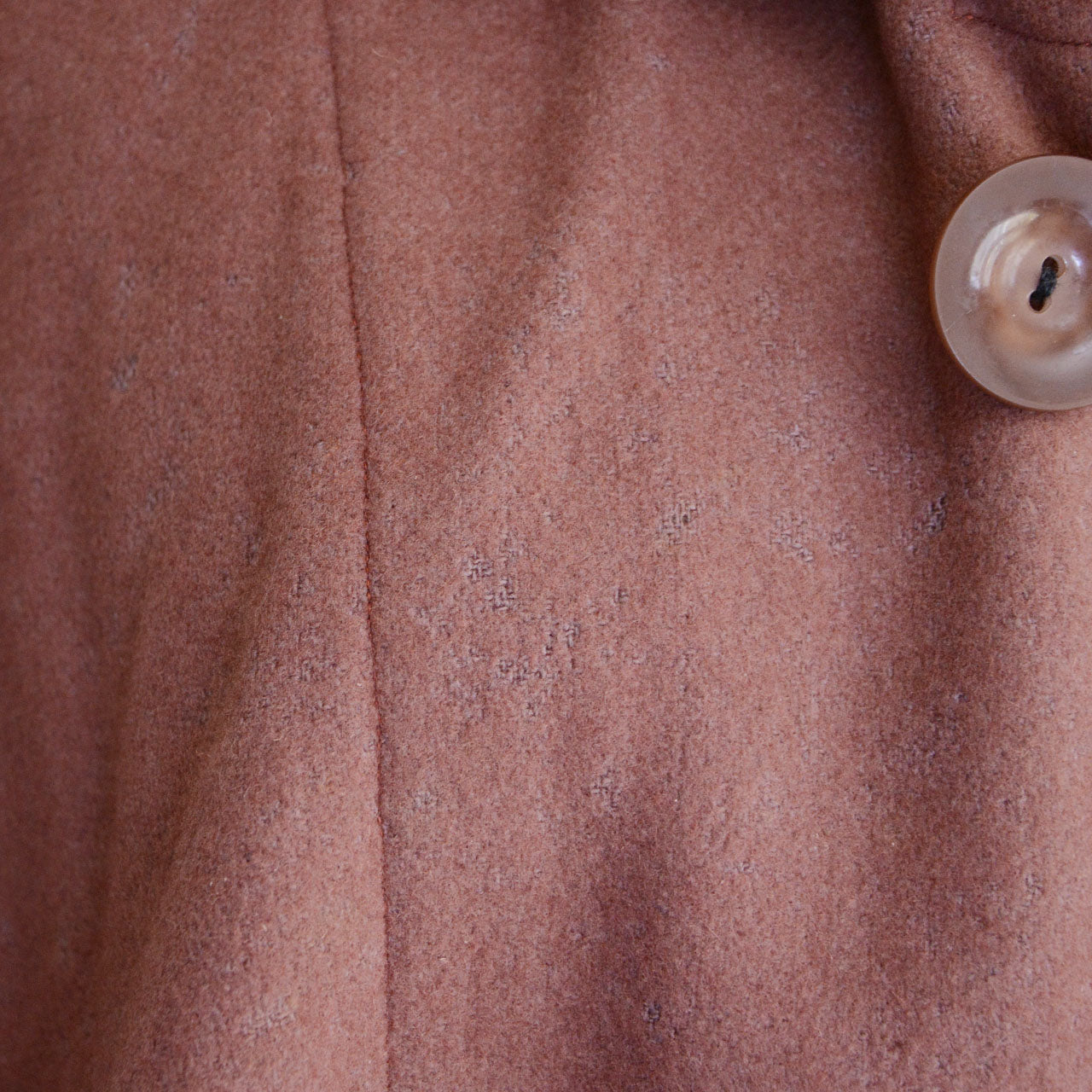 Japanese vintage wool cape, sweeping silhouette, mauve dusty rose, velvet collar, Taisho Roman Showa retro
