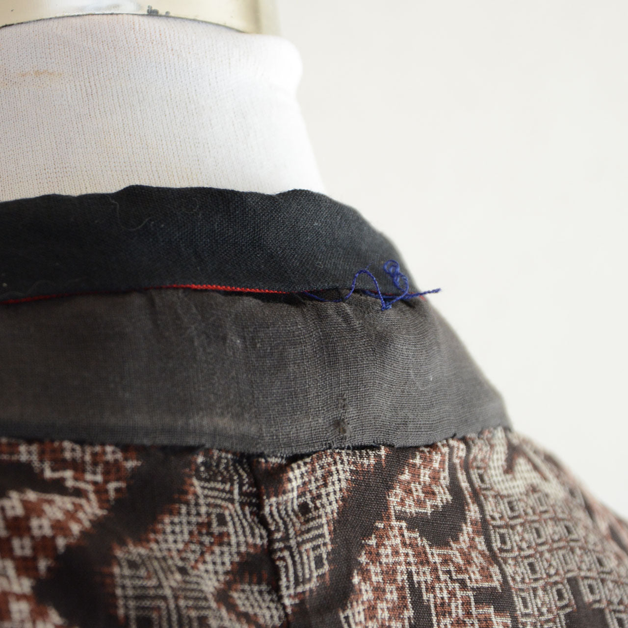 Traditional Japanese Indigo Cotton Jacket for Everyday Wear