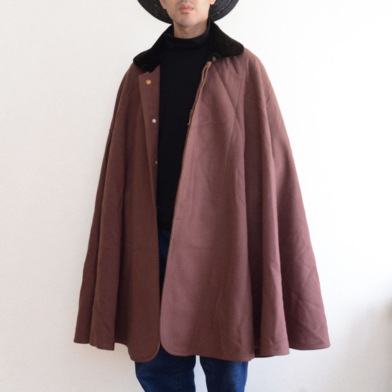 Japanese vintage wool cape from the early to mid Showa period
