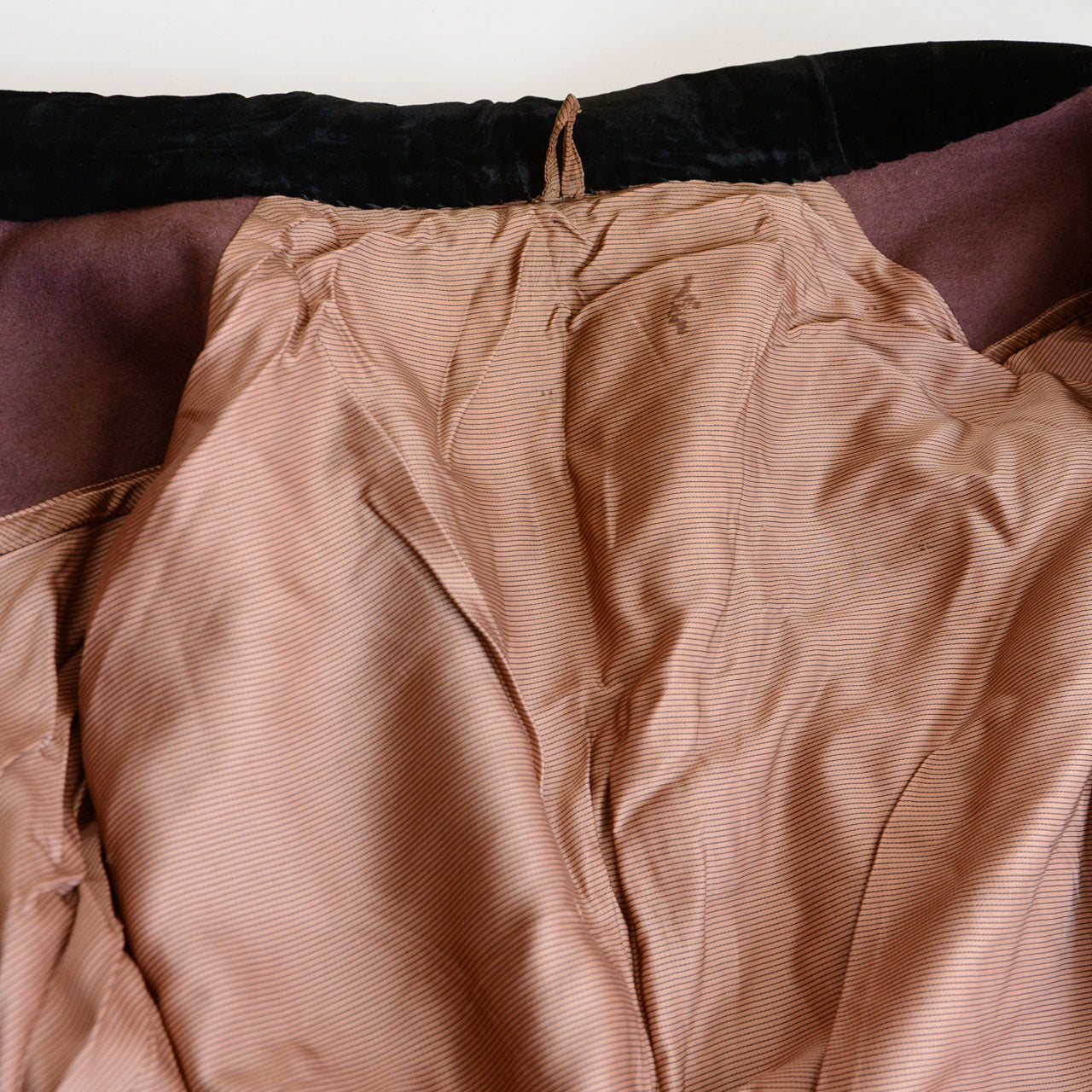 Japanese vintage cape with simple silhouette and soft structure